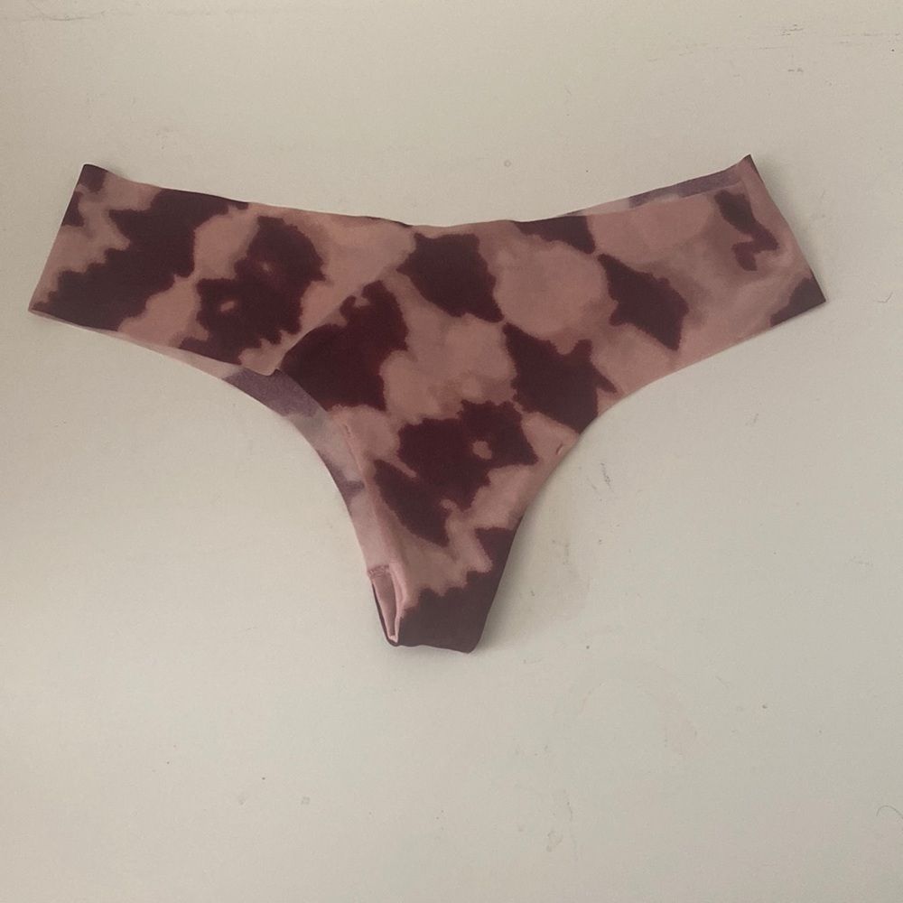 Pink Victoria’s Secret thong string panties size medium